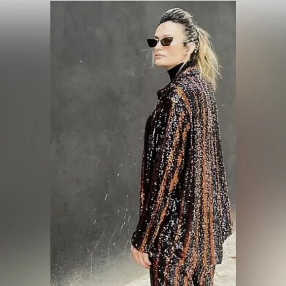 NWT Zara Luxury Party Blogger’s and Celebrity Favorite Sequin Shirt/Top